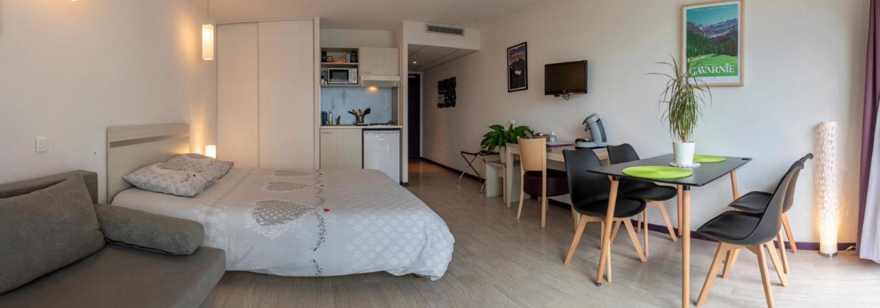 Family Saint Vincent 4 Pers Gare Lourdes Wifi Apartamento Exterior foto